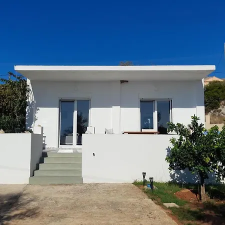 Beachfront Oleanders House In Skala Feriehus *
