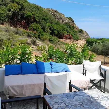 Beachfront Oleanders House In Skala Skala (Kefalonia)