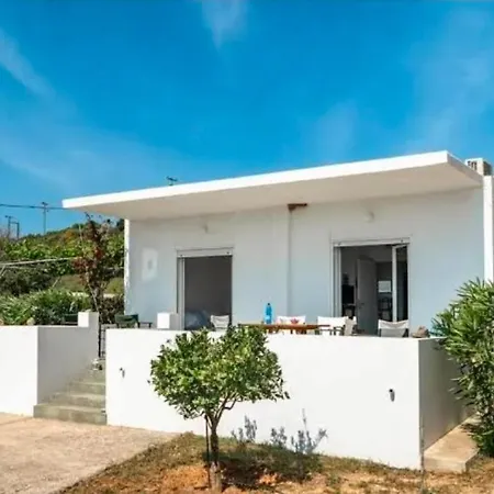 بيت للعطل Beachfront Oleanders House In Skala Skala (Kefalonia)