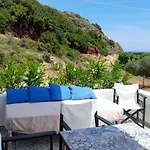 Beachfront Oleanders House In Skala Skala (Kefalonia)